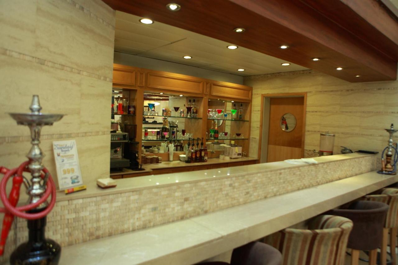 קראצ'י Regent Plaza Hotel & Convention Center מראה חיצוני תמונה