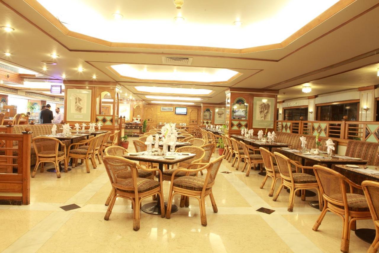 קראצ'י Regent Plaza Hotel & Convention Center מראה חיצוני תמונה
