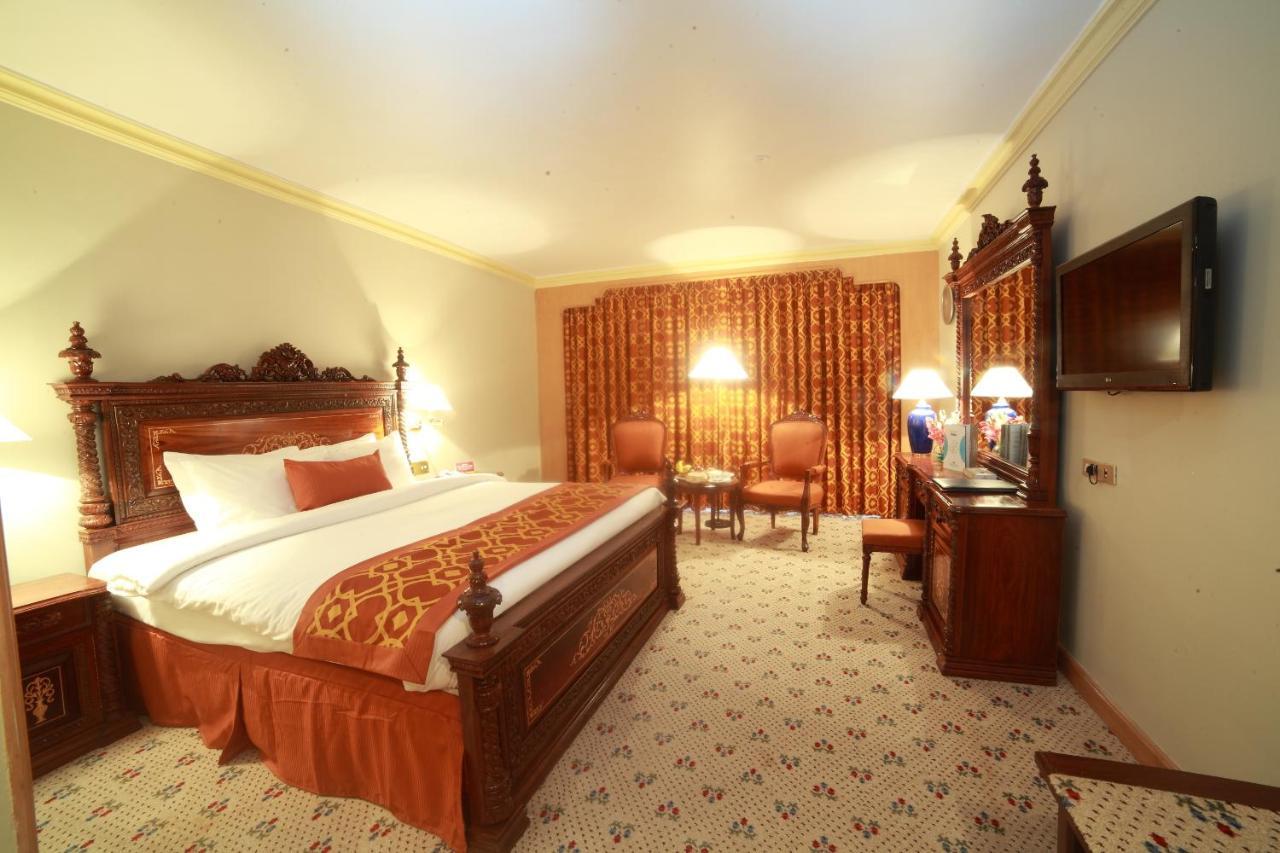 קראצ'י Regent Plaza Hotel & Convention Center מראה חיצוני תמונה
