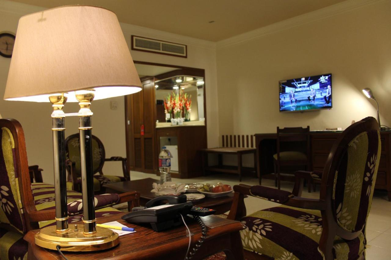 קראצ'י Regent Plaza Hotel & Convention Center מראה חיצוני תמונה