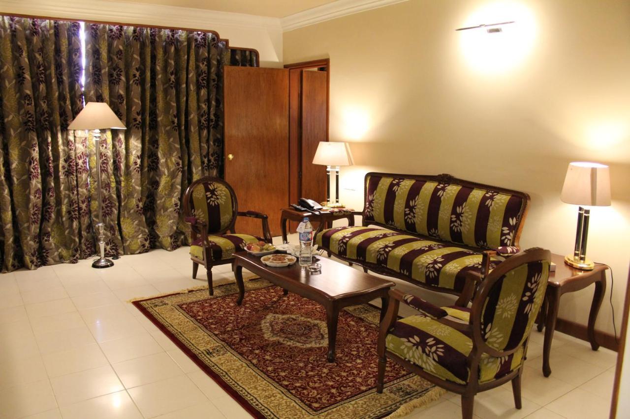 קראצ'י Regent Plaza Hotel & Convention Center מראה חיצוני תמונה