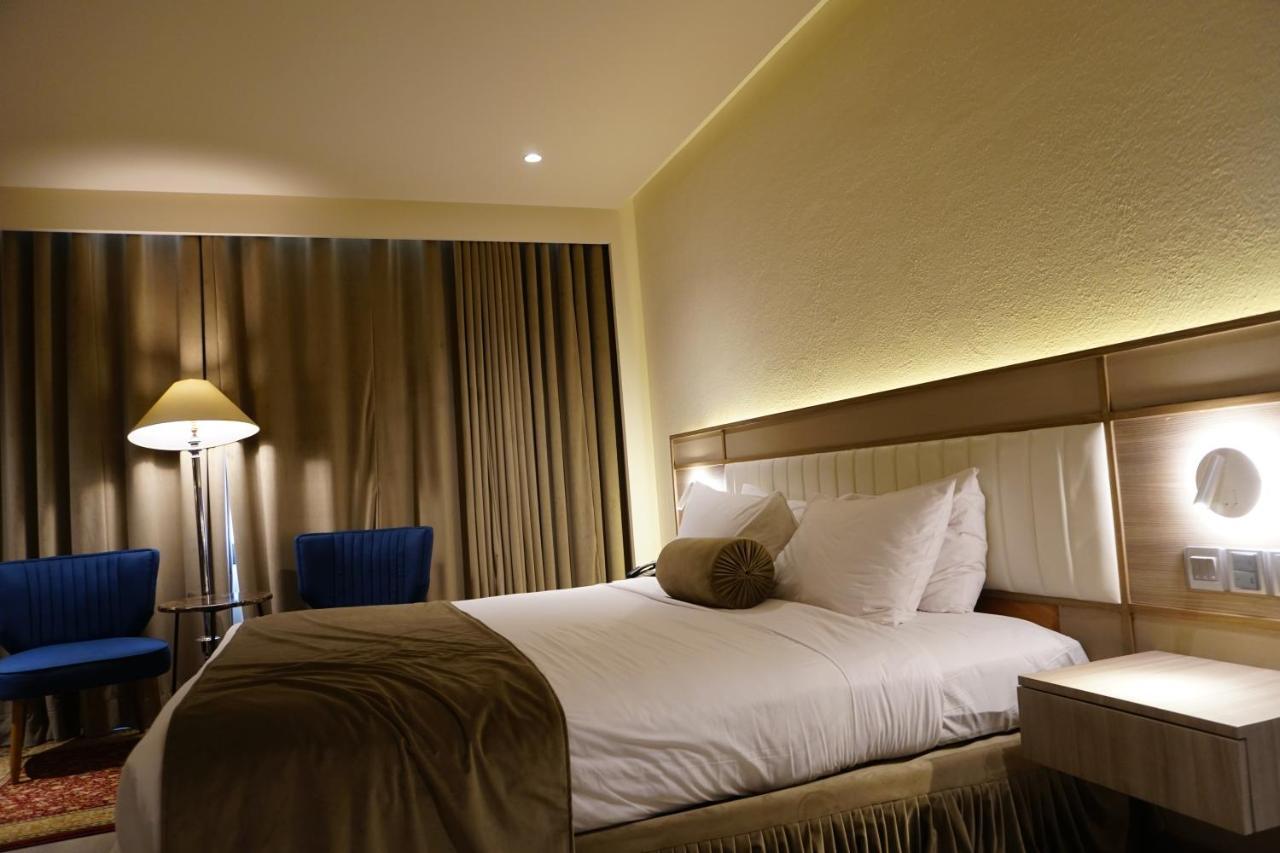 קראצ'י Regent Plaza Hotel & Convention Center מראה חיצוני תמונה